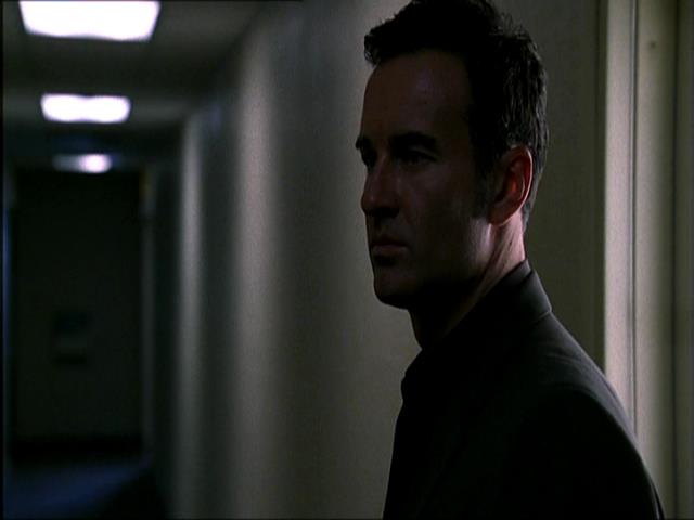 Charmed-Online_dot_net-NipTuck1x10_1x11_1x12-3851.jpg