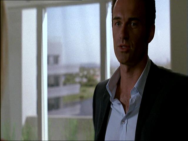 Charmed-Online_dot_net-NipTuck1x10_1x11_1x12-5111.jpg