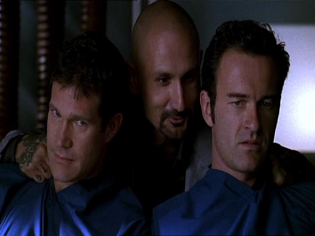 Charmed-Online_dot_net-NipTuck1x10_1x11_1x12-5557.jpg