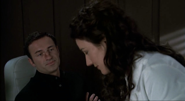 Charmed-Online-dot-NL-NipTuck2x02-1300.jpg Charmed-Online-dot-NL-NipTuck2x02-1300.jpg