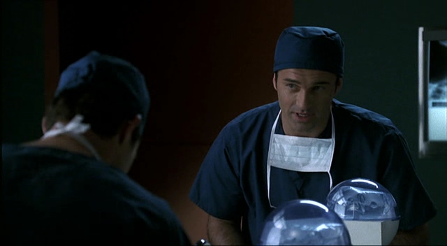 Charmed-Online-dot-NL-NipTuck2x03-0562.jpg