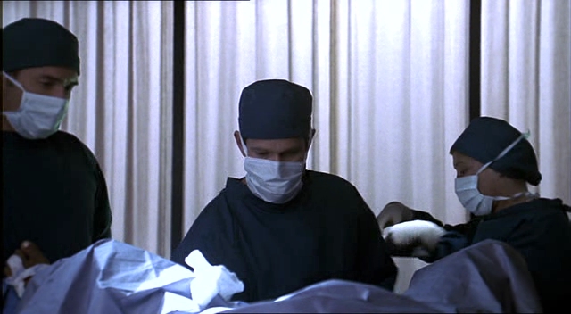 Charmed-Online-dot-NL-NipTuck2x03-0675.jpg