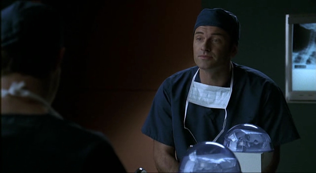 Charmed-Online-dot-NL-NipTuck2x03-1526.jpg