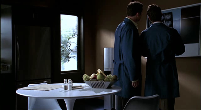 Charmed-Online-dot-NL-NipTuck2x03-1830.jpg