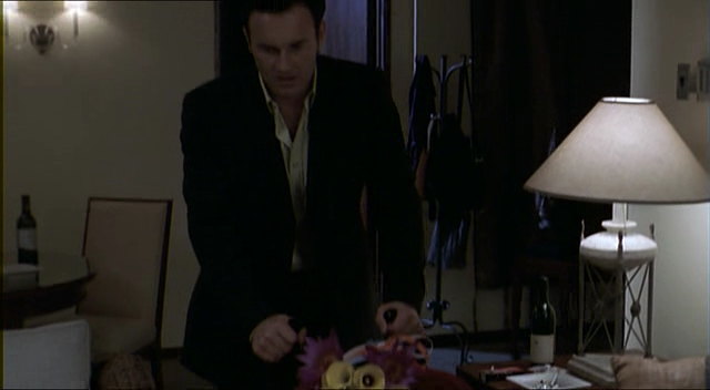 Charmed-Online-dot-NL-NipTuck2x03-2043.jpg