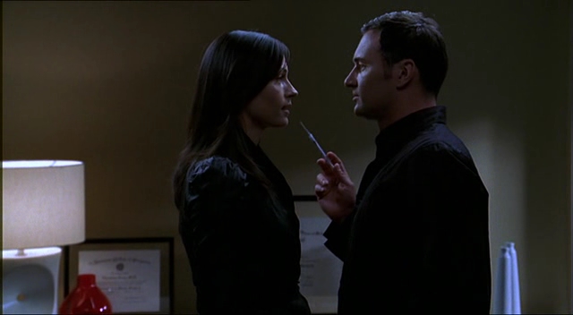 Charmed-Online-dot-NL-NipTuck2x06-1685.jpg