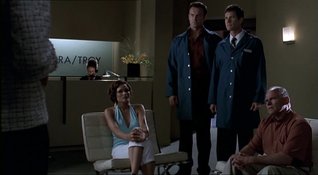 Charmed-Online-dot-NL-NipTuck2x07-0084.jpg
