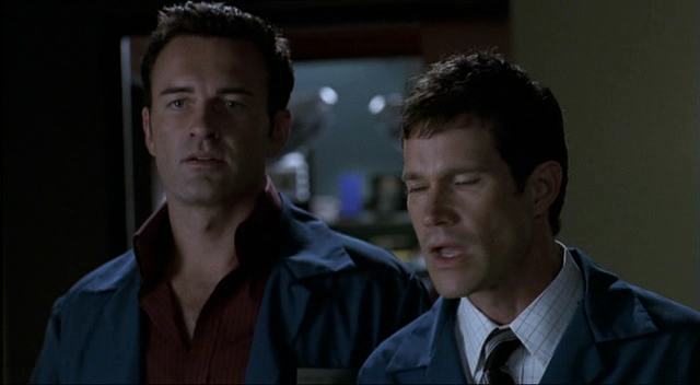 Charmed-Online-dot-NL-NipTuck2x07-0091.jpg