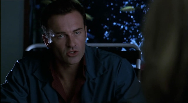 Charmed-Online-dot-NL-NipTuck2x07-0106.jpg