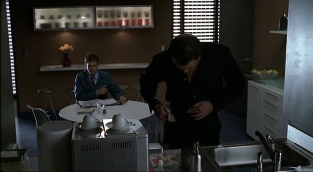 Charmed-Online-dot-NL-NipTuck2x07-0452.jpg