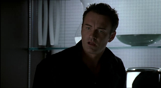 Charmed-Online-dot-NL-NipTuck2x07-0457.jpg