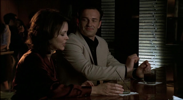 Charmed-Online-dot-NL-NipTuck2x07-0761.jpg