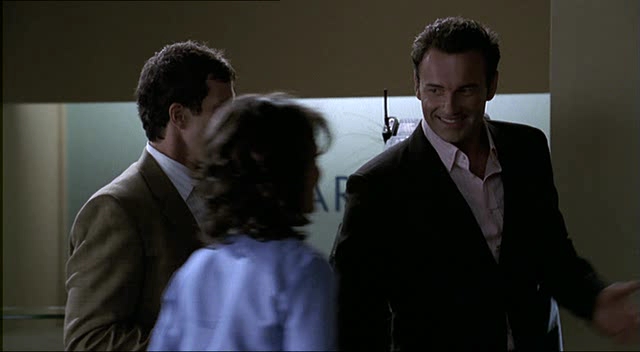 Charmed-Online-dot-NL-NipTuck2x07-1100.jpg
