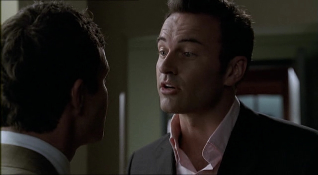 Charmed-Online-dot-NL-NipTuck2x07-1114.jpg