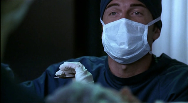 Charmed-Online-dot-NL-NipTuck2x08-0312.jpg