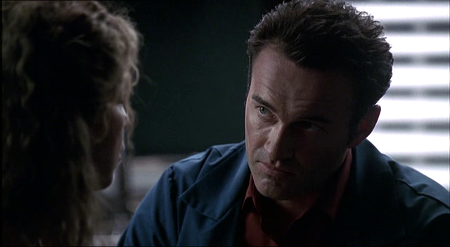 Charmed-Online-dot-NL-NipTuck2x08-0818.jpg