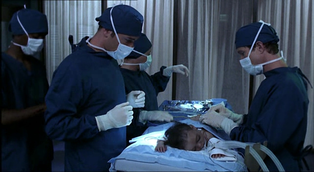 Charmed-Online-dot-NL-NipTuck2x08-0917.jpg