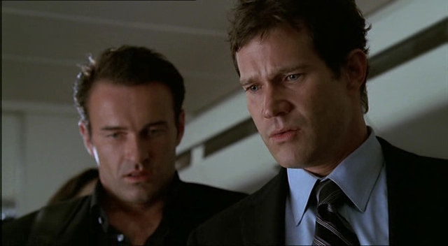 Charmed-Online-dot-NL-NipTuck2x09-0500.jpg