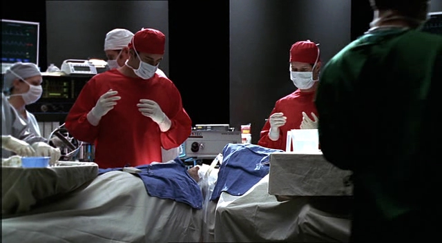 Charmed-Online-dot-NL-NipTuck2x09-1453.jpg