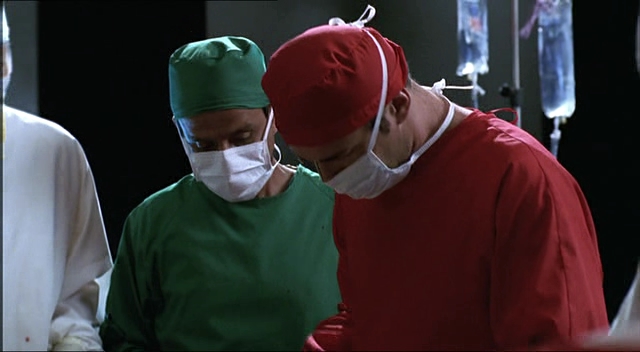 Charmed-Online-dot-NL-NipTuck2x09-1512.jpg