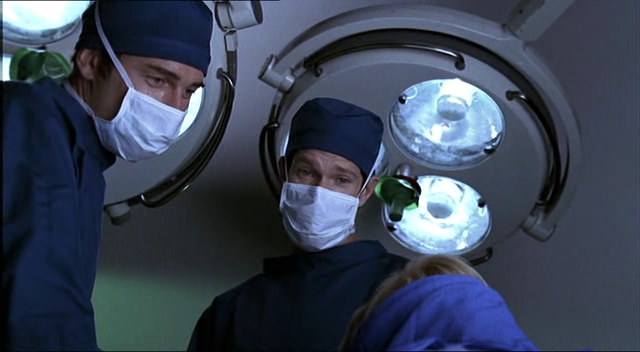 Charmed-Online-dot-NL-NipTuck2x12-0674.jpg