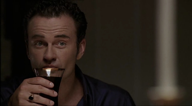 Charmed-Online-dot-NL-NipTuck2x12-1060.jpg Charmed-Online-dot-NL-NipTuck2x12-1060.jpg