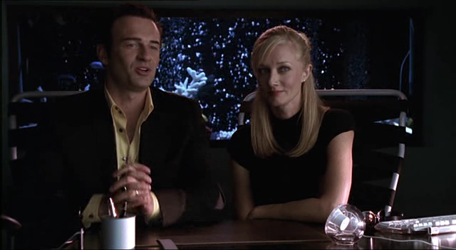 Charmed-Online-dot-NL-NipTuck2x12-1457.jpg Charmed-Online-dot-NL-NipTuck2x12-1457.jpg