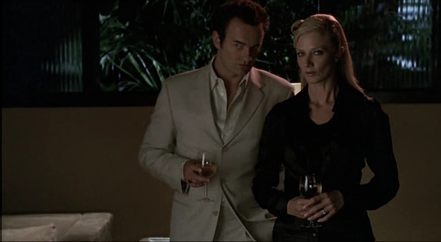 Charmed-Online-dot-NL-NipTuck2x12-1508.jpg Charmed-Online-dot-NL-NipTuck2x12-1508.jpg