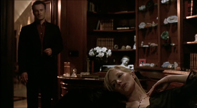 Charmed-Online-dot-NL-NipTuck2x12-1907.jpg Charmed-Online-dot-NL-NipTuck2x12-1907.jpg