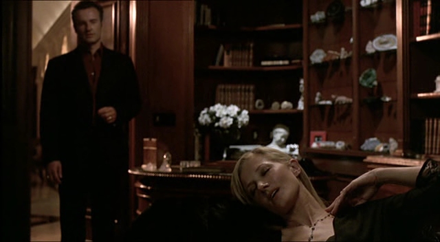 Charmed-Online-dot-NL-NipTuck2x12-1908.jpg Charmed-Online-dot-NL-NipTuck2x12-1908.jpg