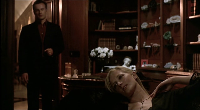 Charmed-Online-dot-NL-NipTuck2x12-1911.jpg Charmed-Online-dot-NL-NipTuck2x12-1911.jpg