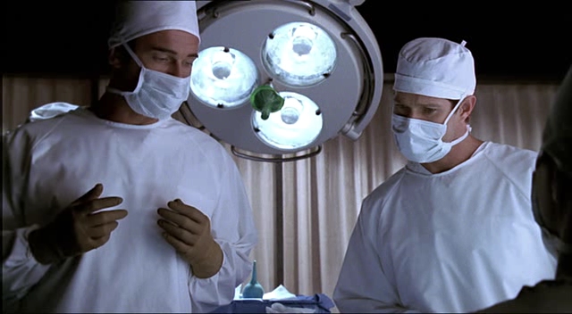 Charmed-Online-dot-NL-NipTuck2x12-2075.jpg