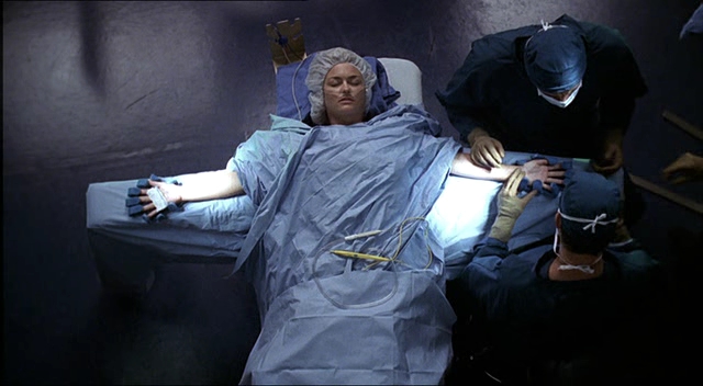 Charmed-Online-dot-NL-NipTuck2x14-0918.jpg