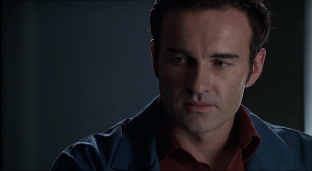 Charmed-Online-dot-NL-NipTuck2x15-0715.jpg
