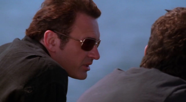 Charmed-Online-dot-NL-NipTuck3x01-0316.jpg