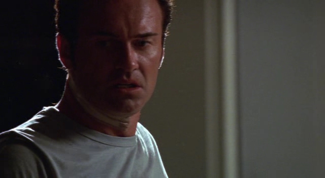 Charmed-Online-dot-NL-NipTuck3x01-0567.jpg