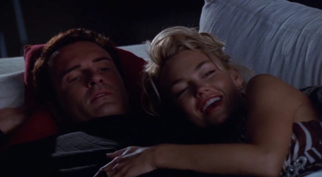 Charmed-Online-dot-NL-NipTuck3x01-0674.jpg