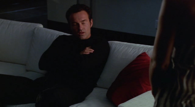 Charmed-Online-dot-NL-NipTuck3x01-0870.jpg