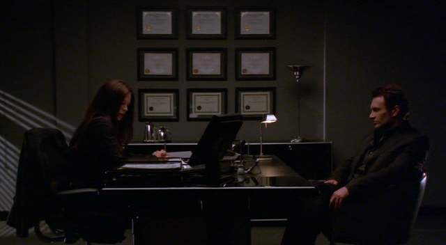 Charmed-Online-dot-NL-NipTuck3x01-1032.jpg