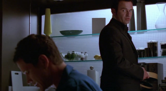 Charmed-Online-dot-NL-NipTuck3x01-1094.jpg