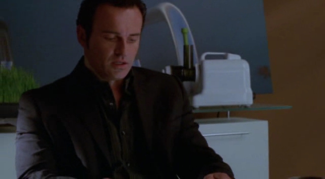Charmed-Online-dot-NL-NipTuck3x01-1111.jpg