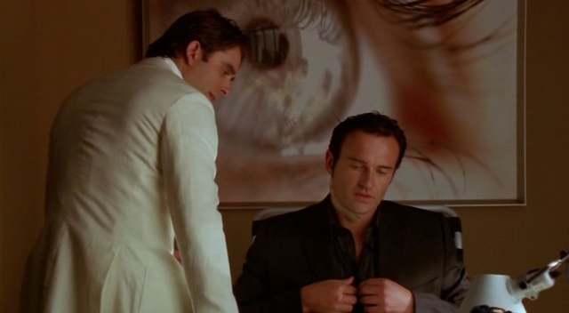 Charmed-Online-dot-NL-NipTuck3x01-1725.jpg
