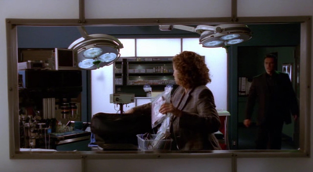 Charmed-Online-dot-NL-NipTuck3x01-1777.jpg