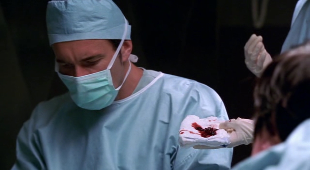 Charmed-Online-dot-NL-NipTuck3x01-2274.jpg