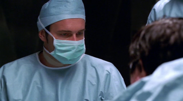 Charmed-Online-dot-NL-NipTuck3x01-2338.jpg