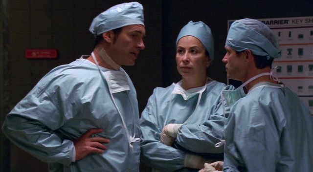 Charmed-Online-dot-NL-NipTuck3x01-2579.jpg