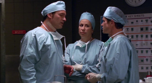 Charmed-Online-dot-NL-NipTuck3x01-2649.jpg