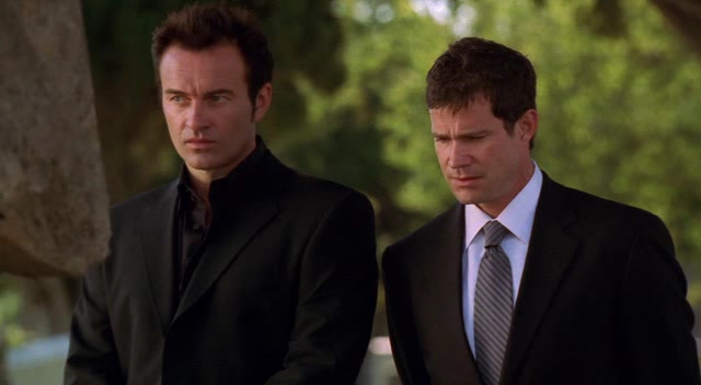 Charmed-Online-dot-NL-NipTuck3x01-2735.jpg