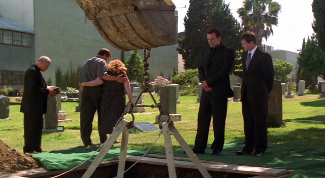 Charmed-Online-dot-NL-NipTuck3x01-2800.jpg