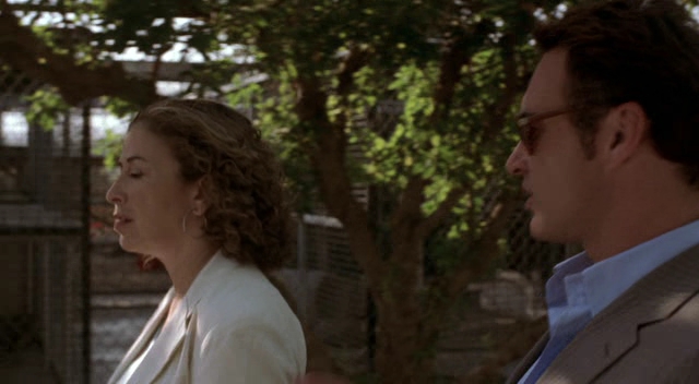 Charmed-Online-dot-NL-NipTuck3x02-0606.jpg